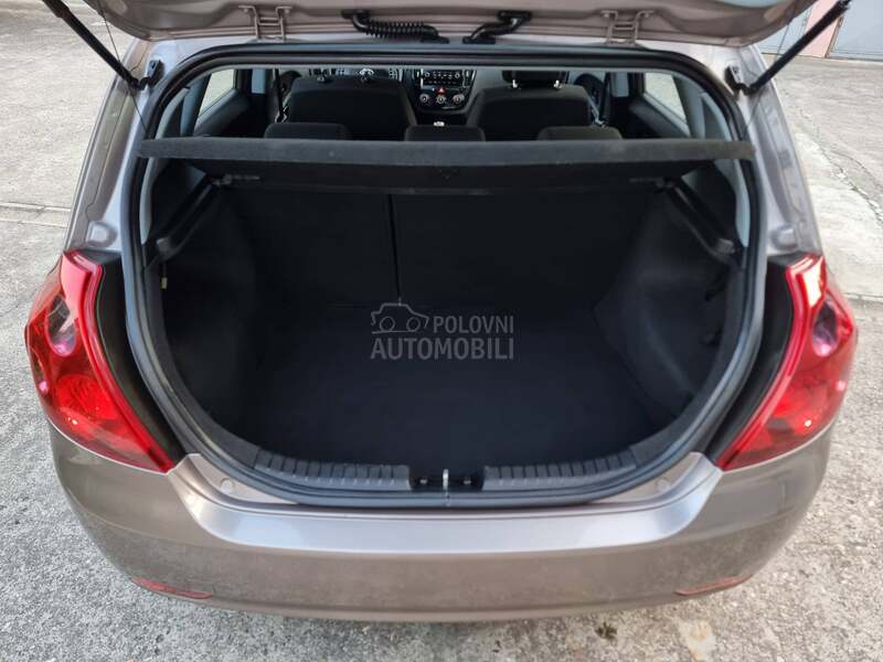 Kia cee`d 1.6B PERFFEKTNA