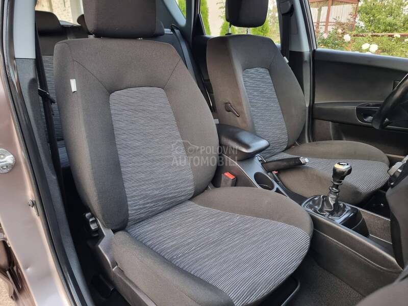 Kia cee`d 1.6B PERFFEKTNA
