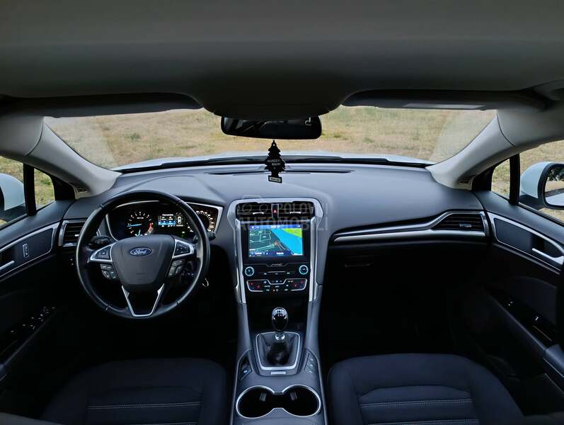 Ford Mondeo RESTY KAM NAV 20PERF