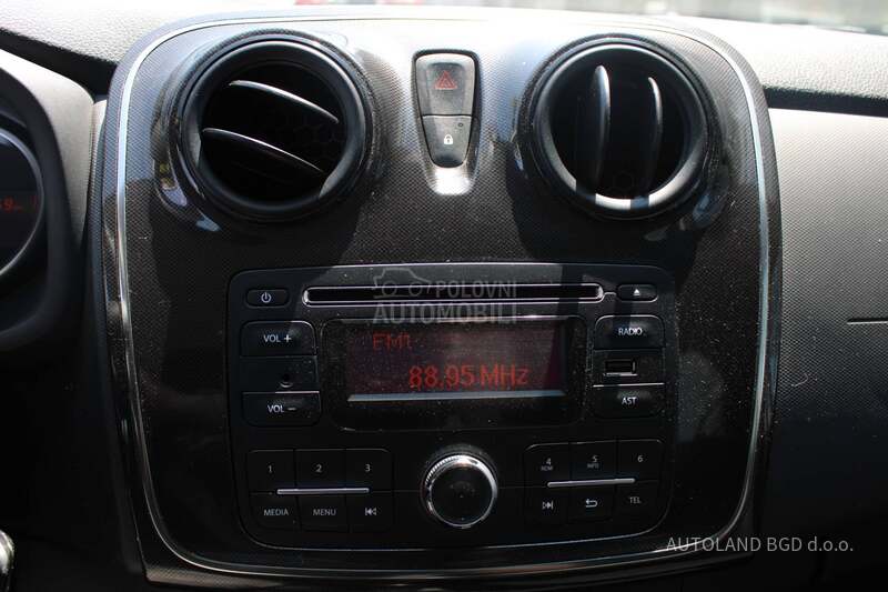 Dacia Sandero 1.0 sCe