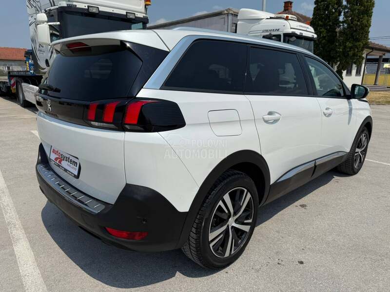 Peugeot 5008 1.5 HDI