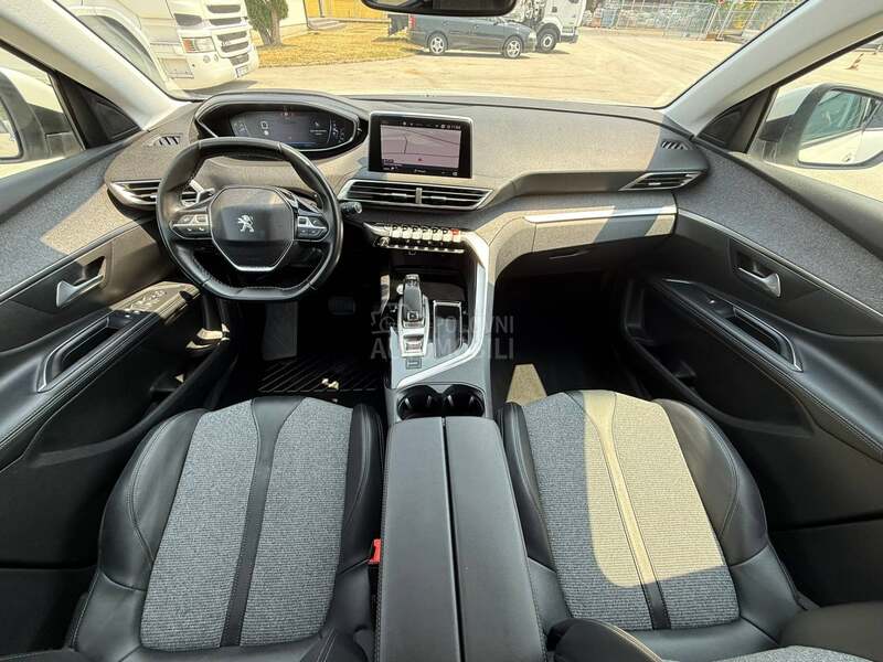 Peugeot 5008 1.5 HDI