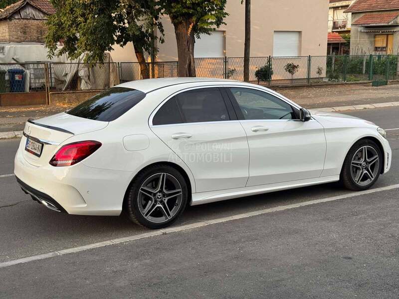 Mercedes Benz C 200 AMG