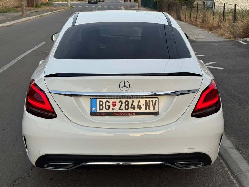 Mercedes Benz C 200 AMG