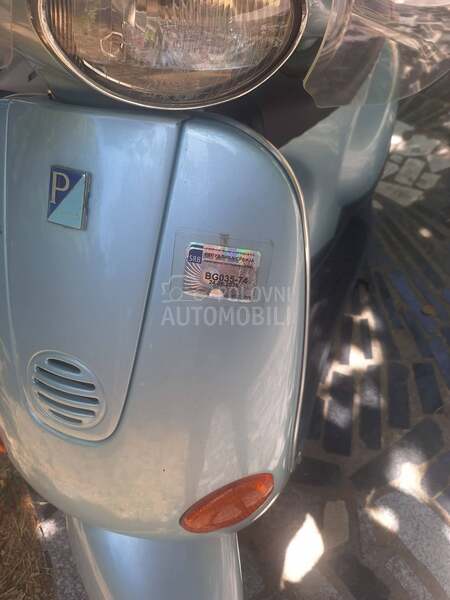 Vespa ET2