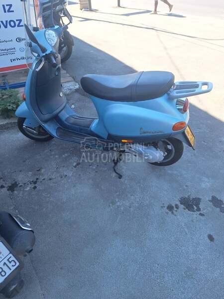 Vespa ET2