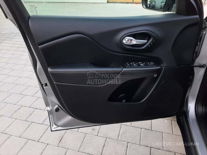 Jeep Cherokee 2.0 D 4x4 Limited CH