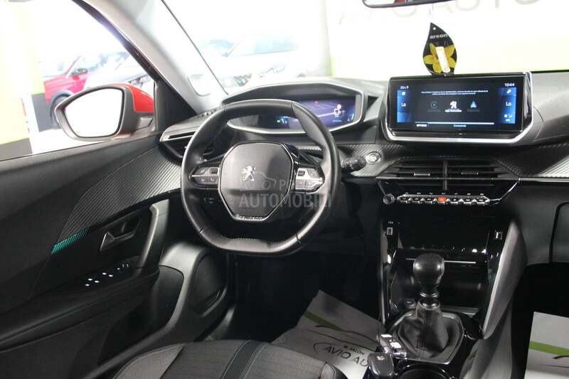 Peugeot 2008 RATA OD/ALLURE