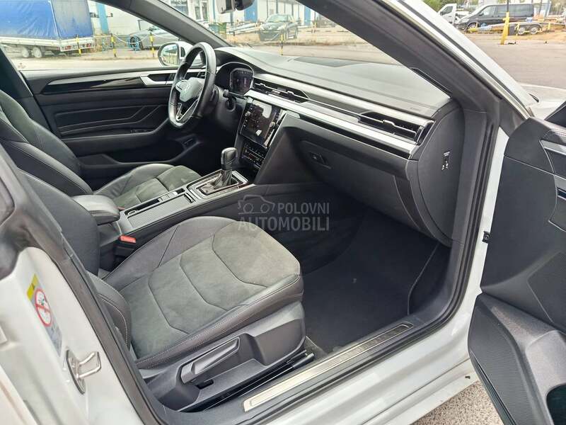 Volkswagen Arteon 2.0TDI R-LINE
