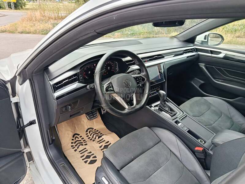Volkswagen Arteon 2.0TDI R-LINE