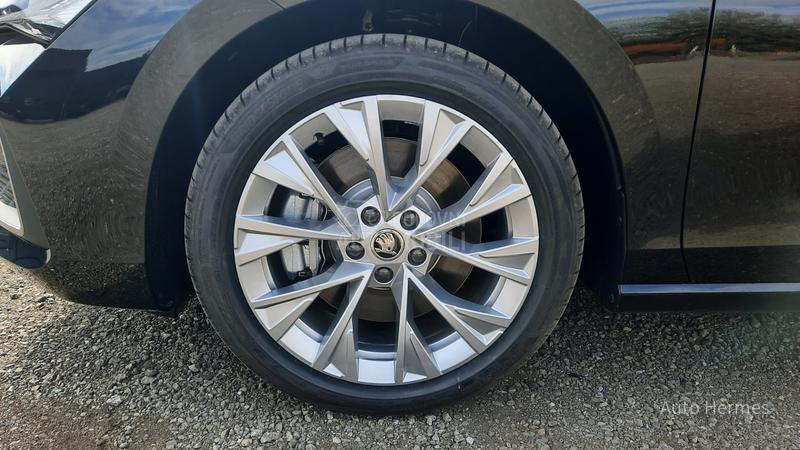 Škoda Superb Selection - LAGER