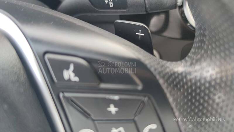 Mercedes Benz B 200 /EXCLUSIVE/LED/NAV
