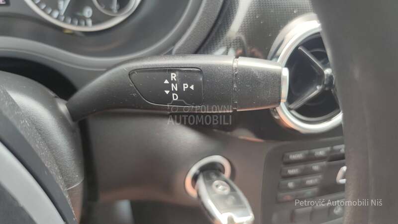 Mercedes Benz B 200 /EXCLUSIVE/LED/NAV