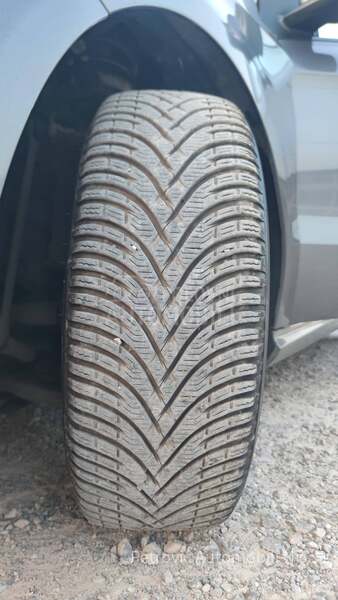 Mercedes Benz B 200 /EXCLUSIVE/LED/NAV