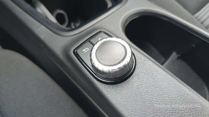 Mercedes Benz B 200 /EXCLUSIVE/LED/NAV