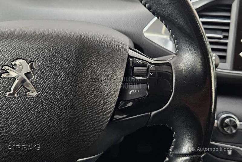 Peugeot 308 1.6 hdi Allure 120