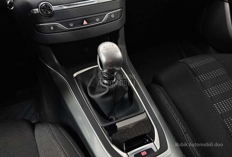 Peugeot 308 1.6 hdi Allure 120