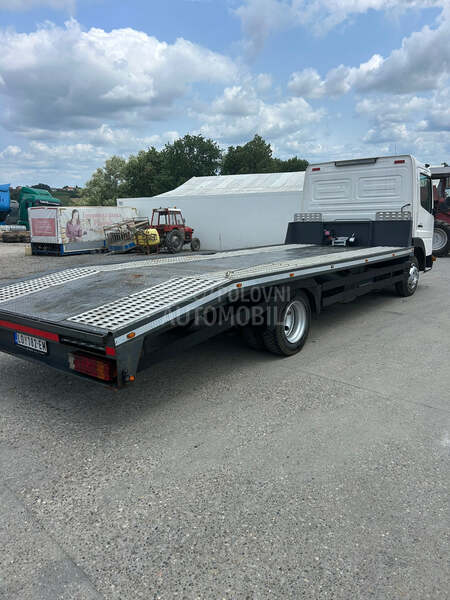 Mercedes Benz atego 815