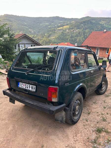 Lada Niva 