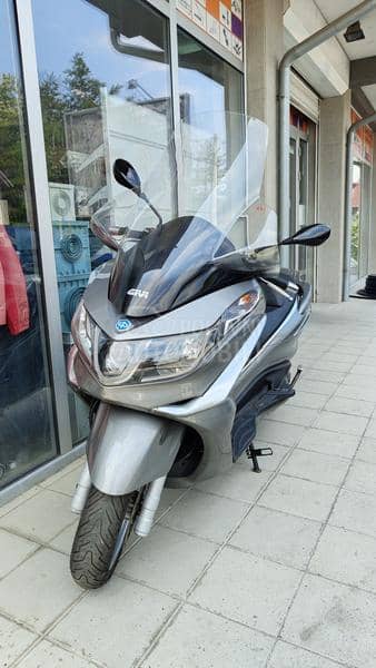 Piaggio X10 500c Givi