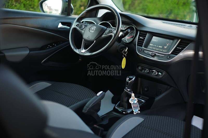 Opel Crossland X  1.2i TNG Innovation