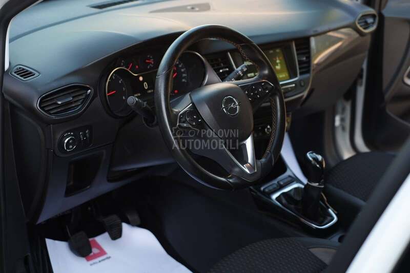 Opel Crossland X  1.2i TNG Innovation