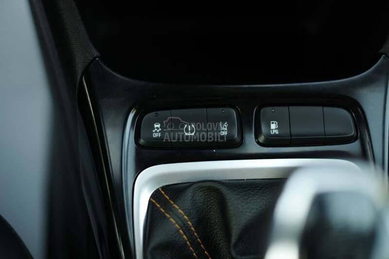 Opel Crossland X  1.2i TNG Innovation