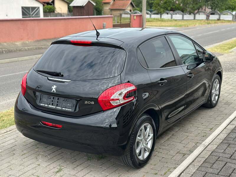 Peugeot 208 1.4HDI ALLURE/V.serv