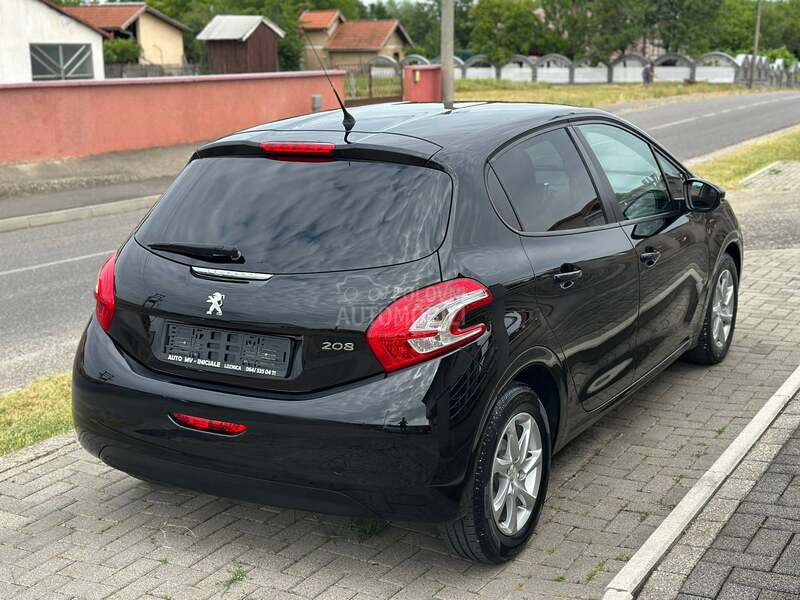 Peugeot 208 1.4HDI ALLURE/V.serv