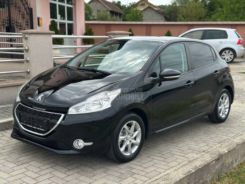 Peugeot 208 1.4HDI ALLURE/V.serv