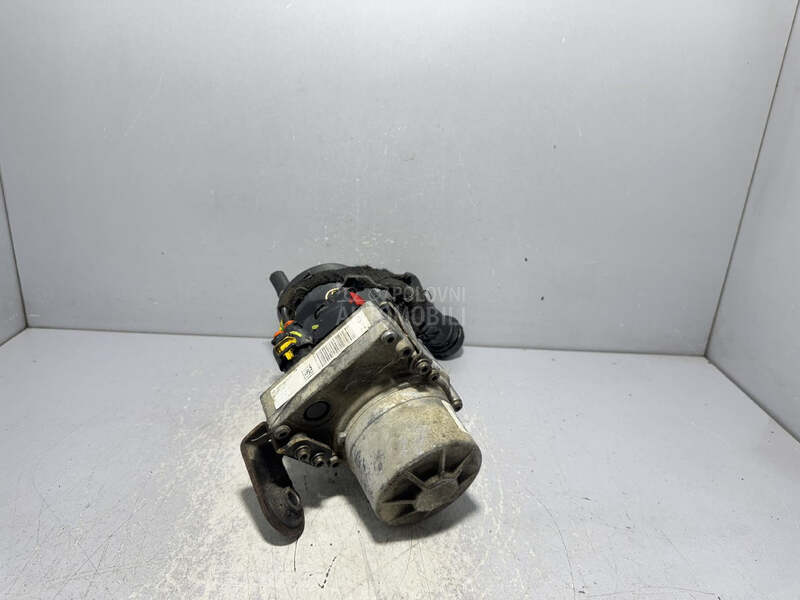 SERVO PUMPA