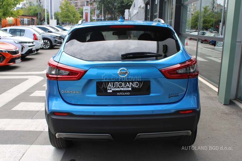 Nissan Qashqai 1.7 dCi 360 DCT 4WD