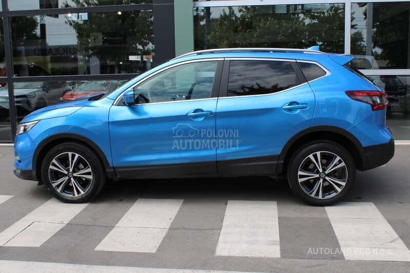 Nissan Qashqai 1.7 dCi 360 DCT 4WD