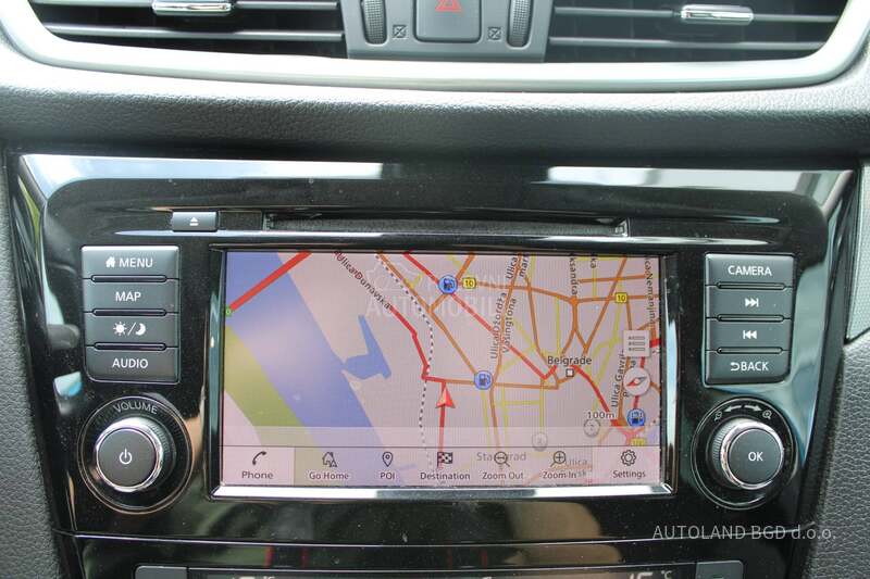 Nissan Qashqai 1.7 dCi 360 DCT 4WD