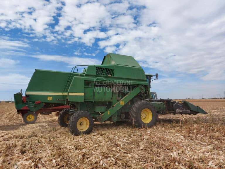 John Deere 2266 e