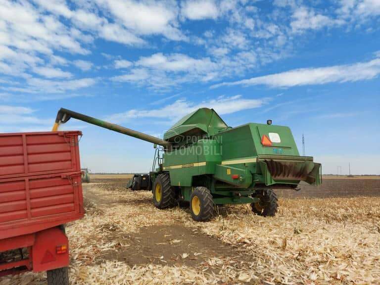 John Deere 2266 e
