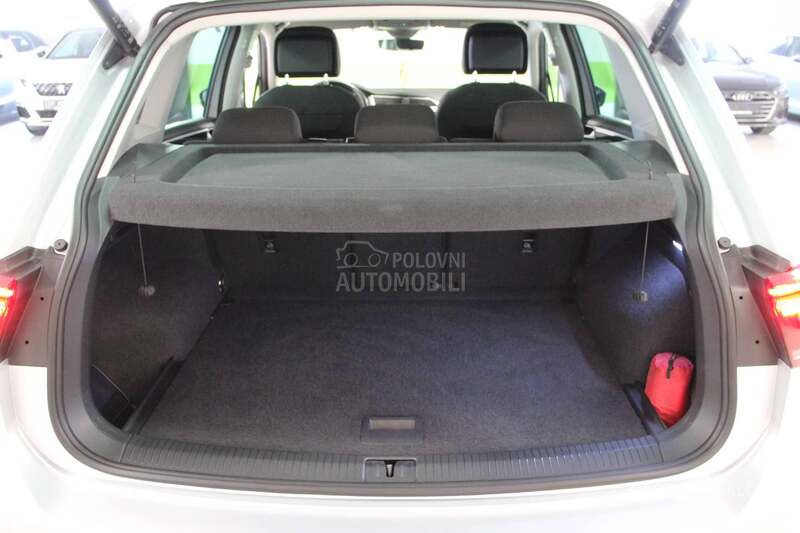 Volkswagen Tiguan RATA OD271/ELEGANCE