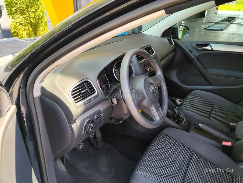 Volkswagen Golf 6 1.2TSI VELIK1 SERVIS