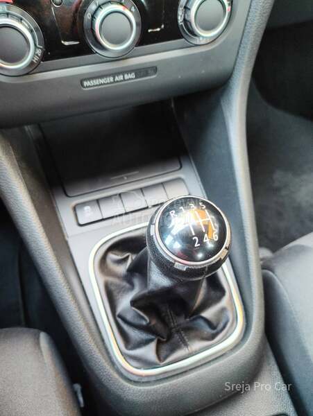 Volkswagen Golf 6 1.2TSI VELIK1 SERVIS