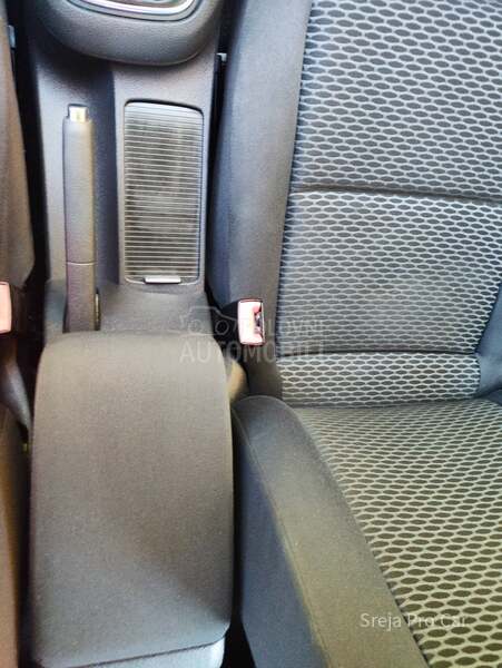 Volkswagen Golf 6 1.2TSI VELIK1 SERVIS