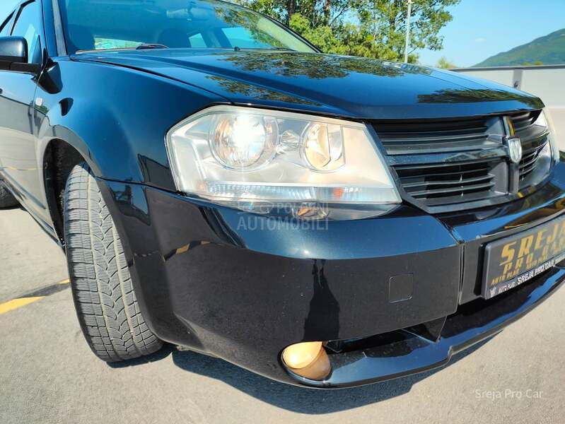 Dodge Avenger 2.0 SE VEL SERVIS