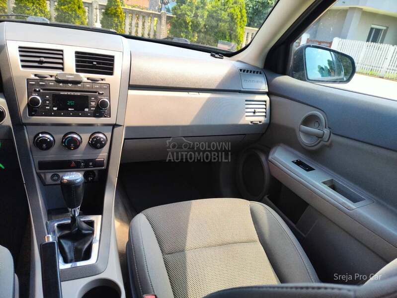 Dodge Avenger 2.0 SE VEL SERVIS