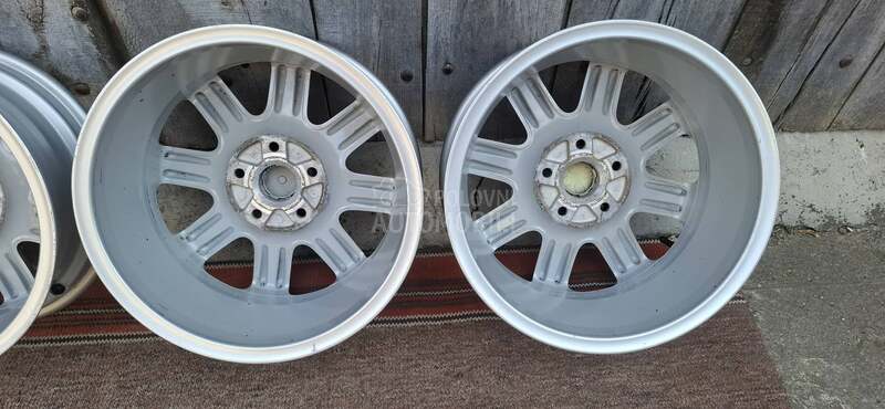 Aluminijumske felne vw G 5 orginal 16" 5 x 112