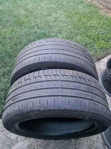Continental 235/45 R18 Letnja