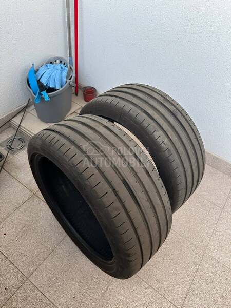 Goodyear 235/40 R18 Letnja