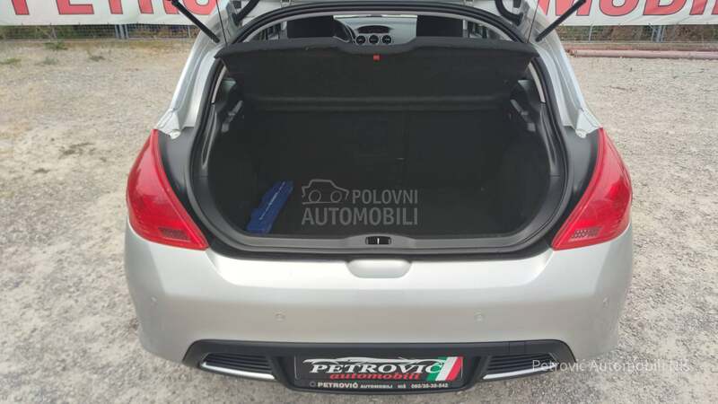 Peugeot 308 1.6E-HDi/180 000/K.m
