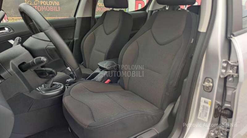 Peugeot 308 1.6E-HDi/180 000/K.m
