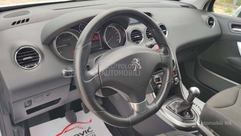 Peugeot 308 1.6E-HDi/180 000/K.m