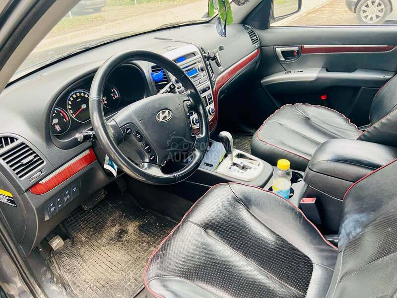 Hyundai Santa Fe 2.2  7 sedista