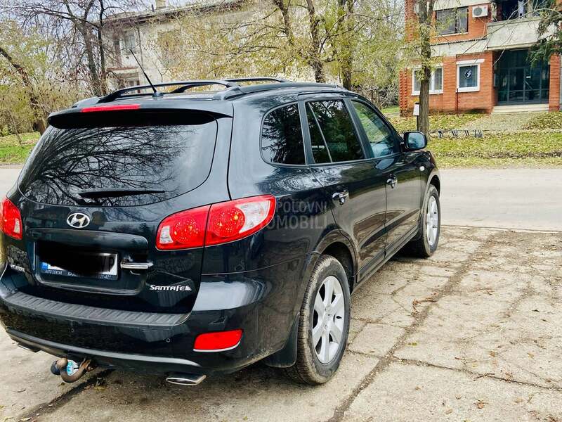 Hyundai Santa Fe 2.2  7 sedista